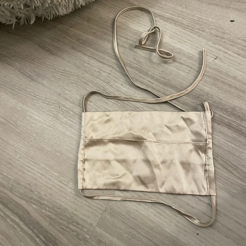 NWOT KES NYC cream silk face mask